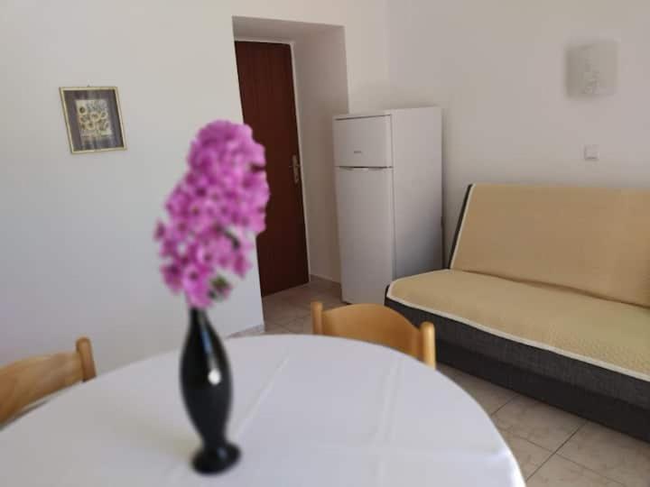 Villa Kadinela, 200M From Kamenjak, Huge Quiet Garden With Barbecue, 2 New Kitchens Premantura Dış mekan fotoğraf