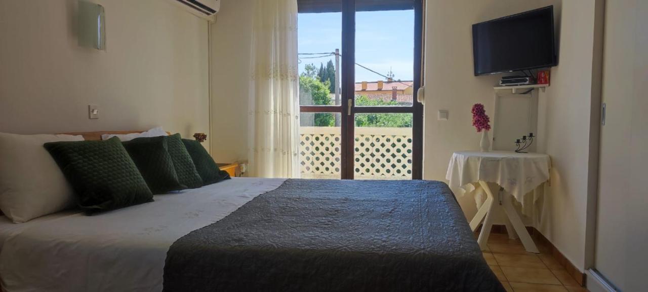 Villa Kadinela, 200M From Kamenjak, Huge Quiet Garden With Barbecue, 2 New Kitchens Premantura Dış mekan fotoğraf